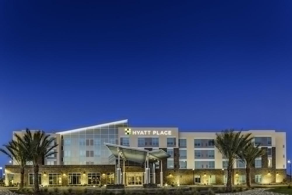 Hyatt Place Delano Exteriör bild