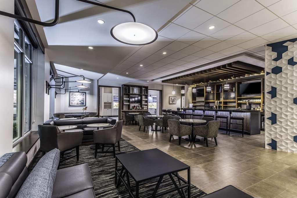 Hyatt Place Delano Restaurang bild